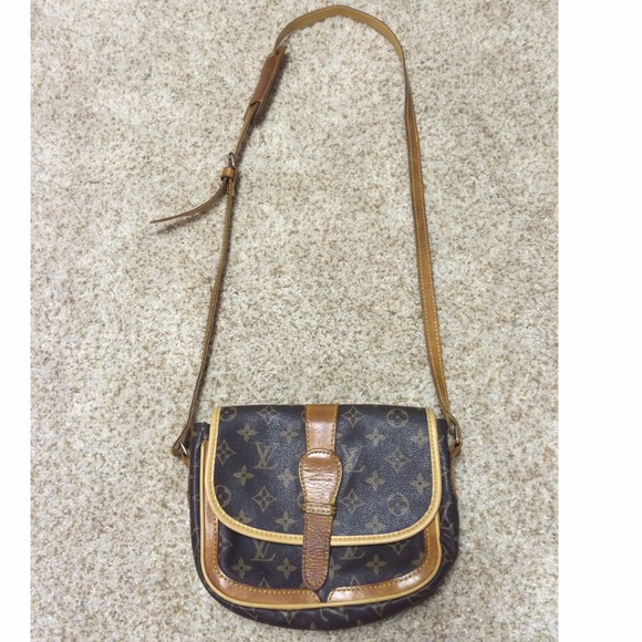 Small crossbody