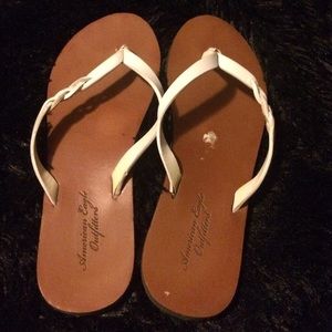 American Eagle Flip Flops