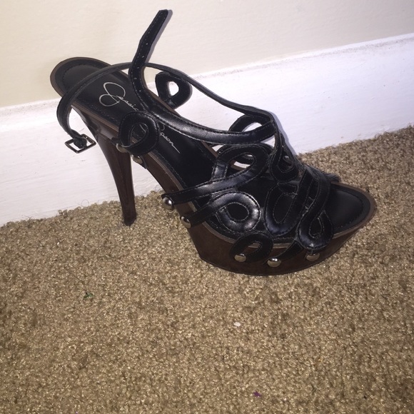 Jessica Simpson Platform studded Sandals!!