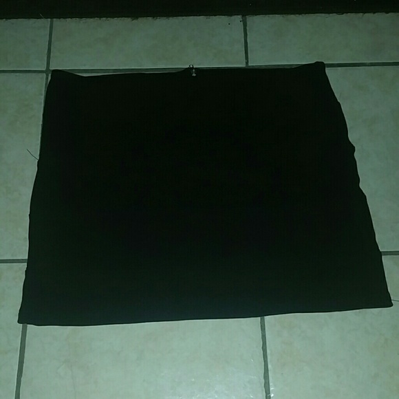 Black skirt