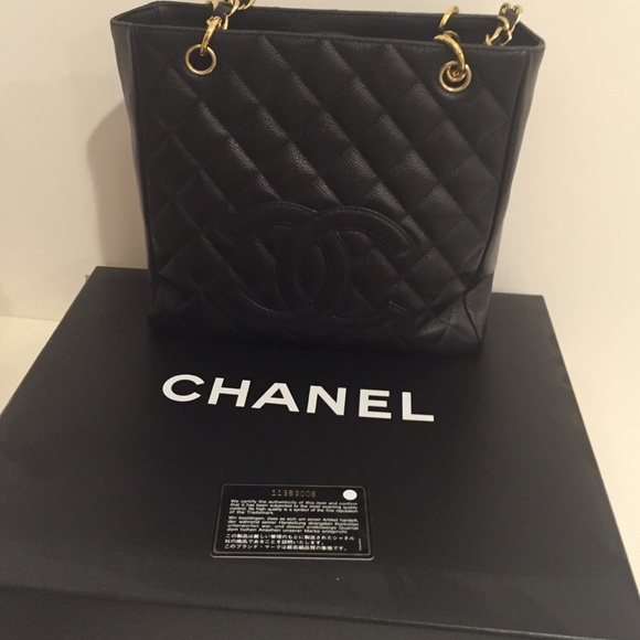 Chanel caviar medium size tote