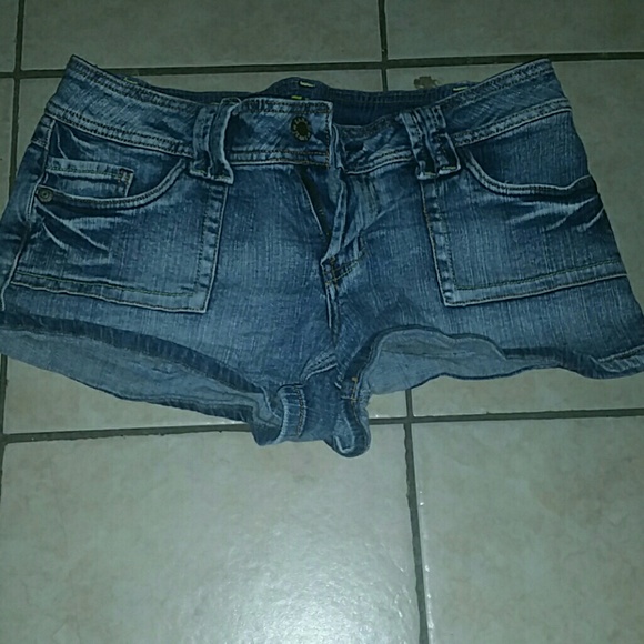 Deming shorts