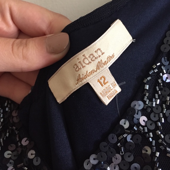 Gorgeous beaded navy evening gown, never worn! - Picture 3 of 4