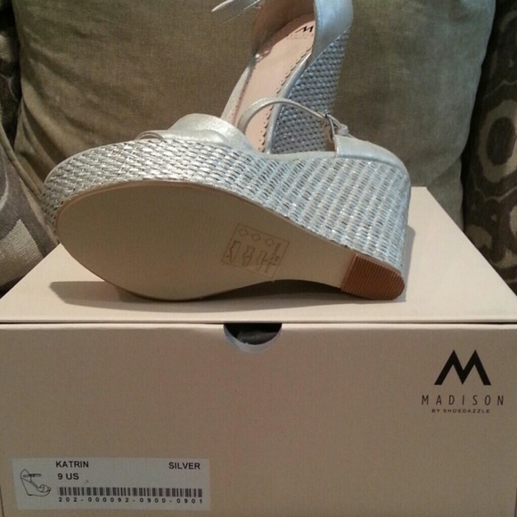 Shoes - Picture 2 of 2