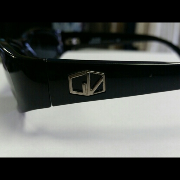 Versace shades - Picture 4 of 4