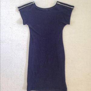 Navy blue shoulder-zip tunic dress