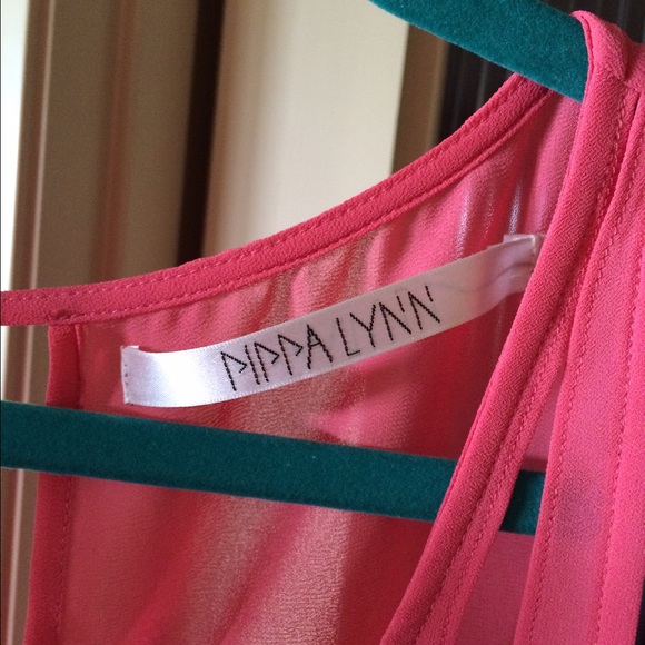 Pink LF high-low top - Picture 3 of 3