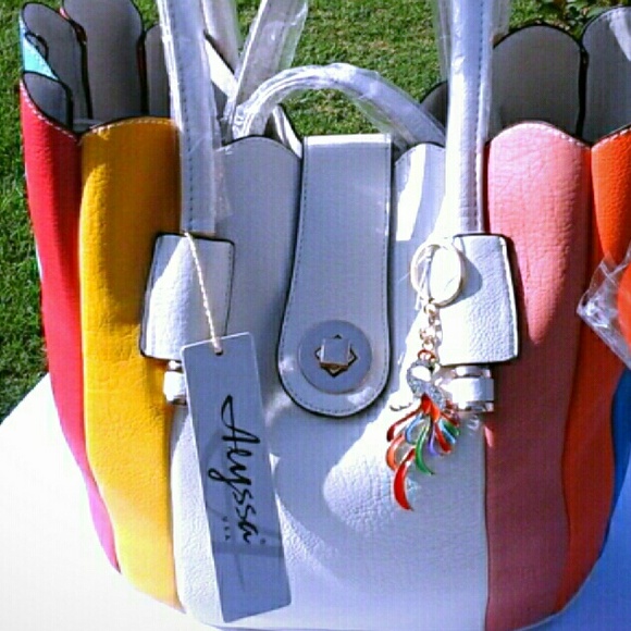 ALYSSA 2 bags-in-1 Shoulder (Purse & Charm Only)