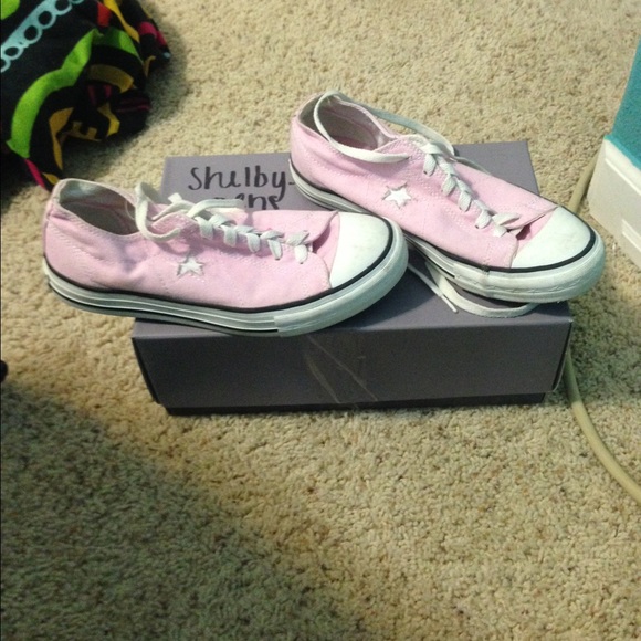 Original pink converse