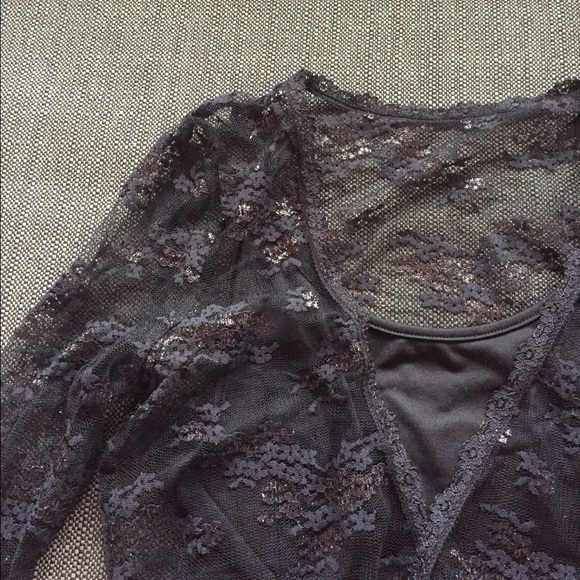 Stunning fancy shirt with attached camisole - Picture 2 of 4