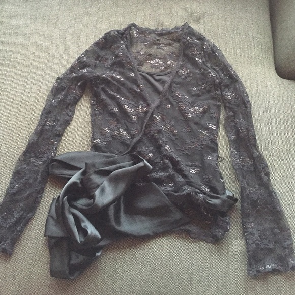Stunning fancy shirt with attached camisole - Picture 3 of 4