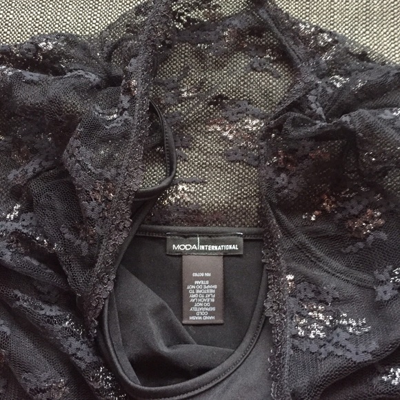 Stunning fancy shirt with attached camisole - Picture 4 of 4