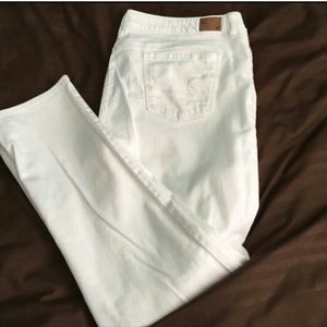 White skinny jeans