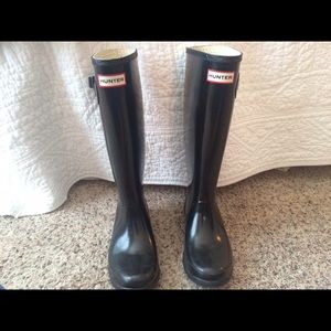 Hunter huntress boots!
