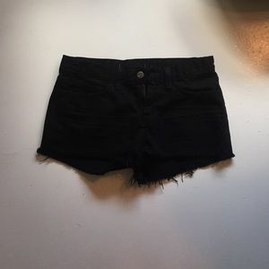 Jeans cutoffs in jet