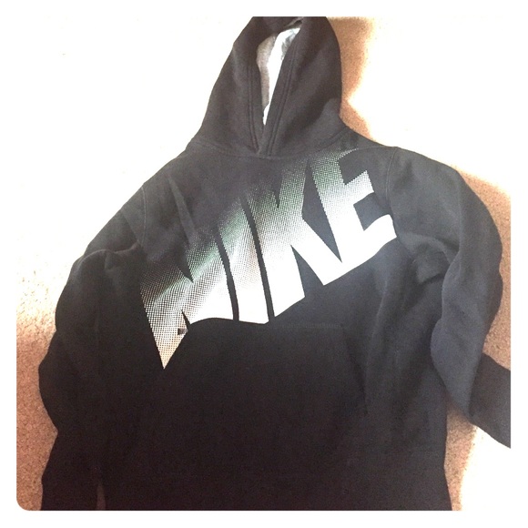 Nike sweatshirt