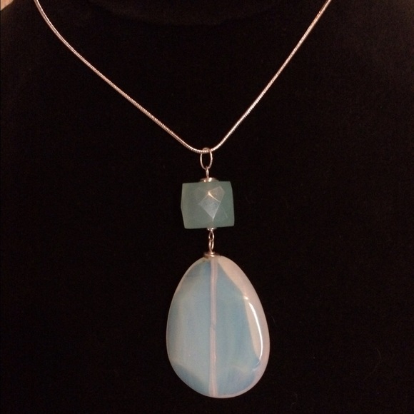 Chalcedony, opal drop & SS necklace - Picture 2 of 3