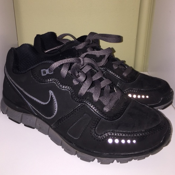 Black Nike free waffle sz 7.5