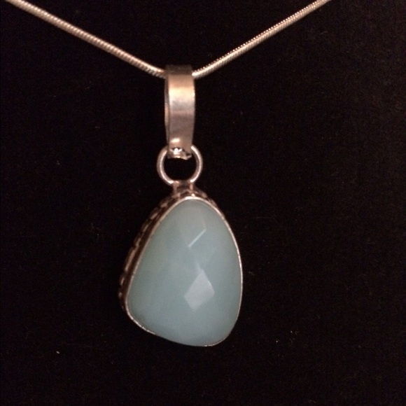 Chalcedony & SS necklace - Picture 3 of 3