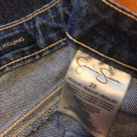 Kiss Me Jeggings Size 26 - Picture 2 of 3