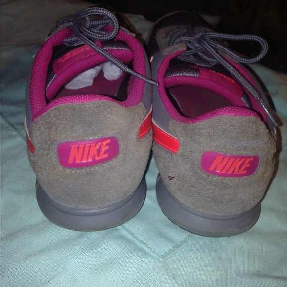 Women's Nikes - Picture 2 of 3
