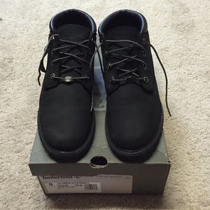 Low Top Timberlands size 9 in Women's