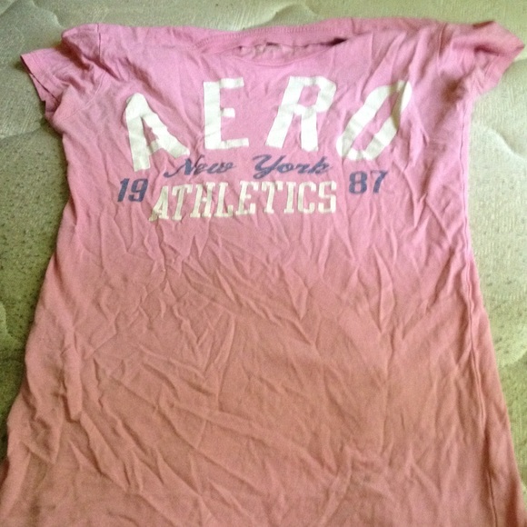 Pink Aeropostale tshirt