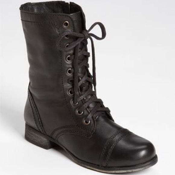 Black Steve Madden Troopa Boots
