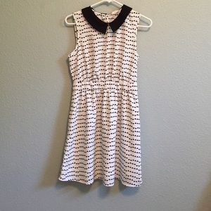 Sleeveless dress