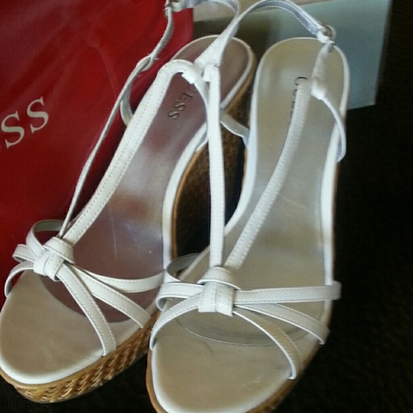 Guess wedge sandals w/box - Picture 2 of 4