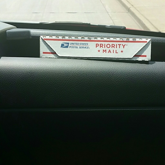 How do i print my postal label on my phone?