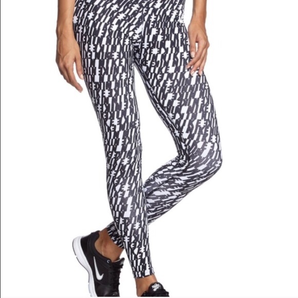 Nike print leggings