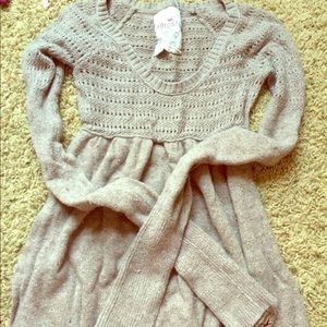 Light brown sweater
