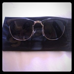 Vans off the wall sunglasses