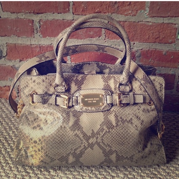 Michael Kors Handbags - FINaL PRICE DROP 💯Authentic MK Python print bag