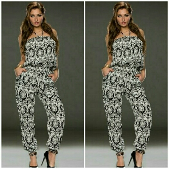 👖Beautiful Sexy Jumpsuit - Picture 1 of 1