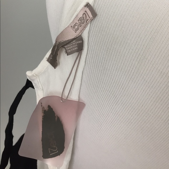 Urban Outfitters Parisian crop top + lace bandeau - Picture 6 of 6