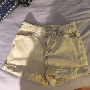 Urban outfitters high rise light wash denim shorts
