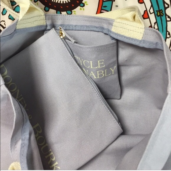 Dooney & bourke gray large tote nwt! - Picture 2 of 4