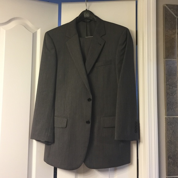 Men's two button suit grey