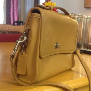 VINTAGE COACH PURSE