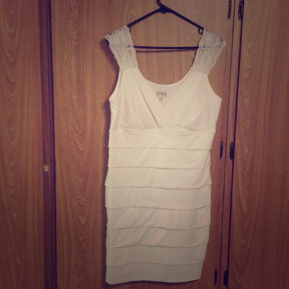 SEXY WHITE PARTY DRESS