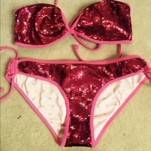 Victoria's Secret bikini👙