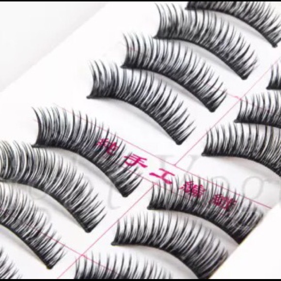 🙋SOLD.👍🏼10 pairs Fake Eyelashes Handmade