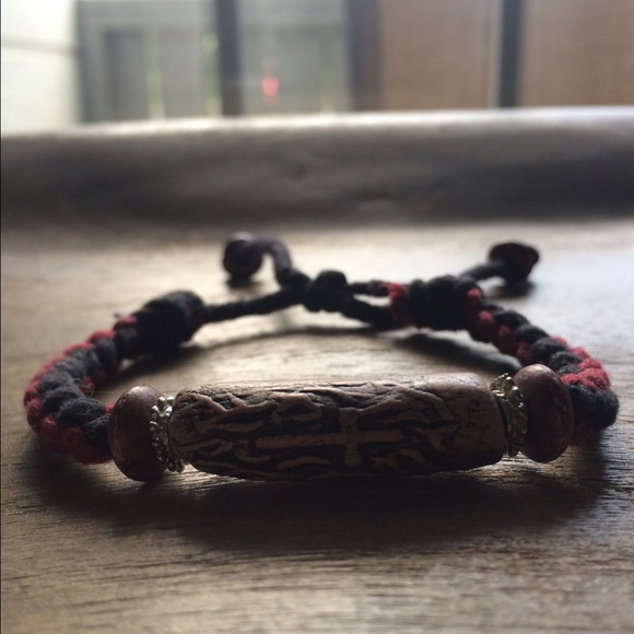 Cross bracelet