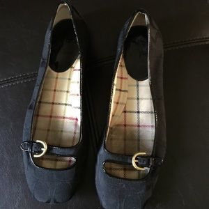 Coach flats