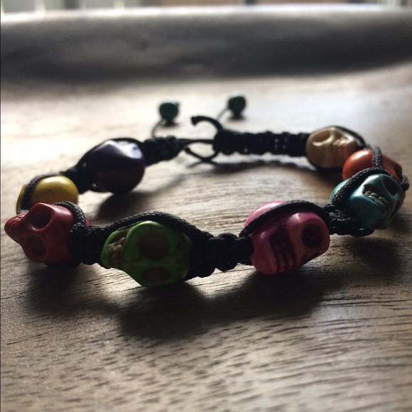 Skull beaded bracelet - Picture 1 of 2