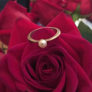 Cute Lil' Faux Pearl Ring