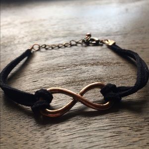 Infinite bracelet