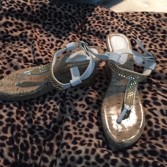 Sandals - Picture 2 of 2
